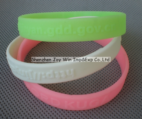 Promotional Embossed Silicone Bracelet