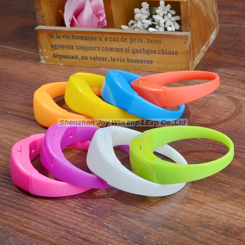 Promotional Silicone Bracelet Vibration Flash LED Bracelet