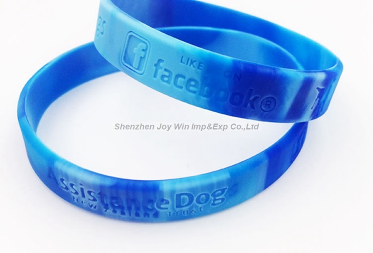 Promotional Swirled+Debossed Silicone Wristband for Army